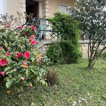 Maison Familiale 8 P En Vallee De Dordogne - Lot بيت للعطل *
