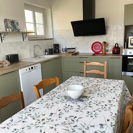 Maison Familiale 8 P En Vallee De Dordogne - Lot 別荘 *