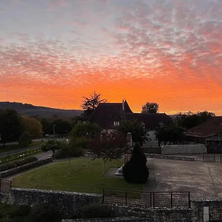 Maison Familiale 8 P En Vallee De Dordogne - Lot 펜션