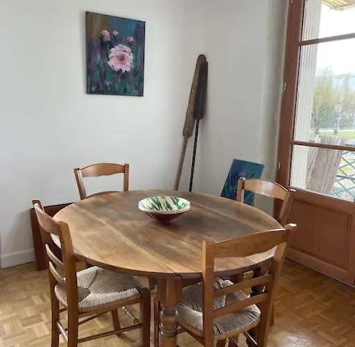 Maison Familiale 8 P En Vallee De Dordogne - Lot *